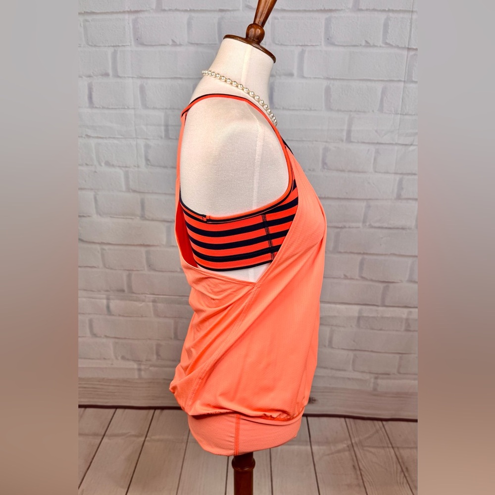 { Lululemon Athletica } No Limits Tank in Light Flare - Picture 6 of 15